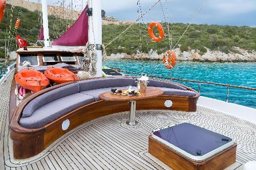 Relax on Deck