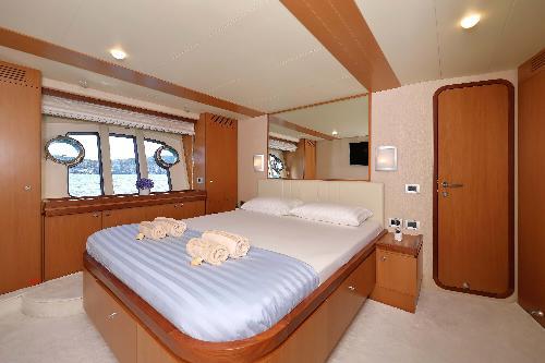 Unparalleled Comfort: A Luxurious Oasis